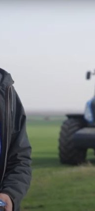 Интервю с ВЕЛИЧКО КИРИЛОВ ЗП, с.Неговановци, Видинско, който се занимава със зърнопроизводство. Работи с трактор NEW HOLLAND T8.360 и сеялка BEDNAR OMEGA 6000L.