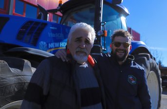 Славчо и Георги Червенкови, АГРОЛОДЖИК избират трактор New Holland T8.410 Auto Command от ИНТЕРАГРИ