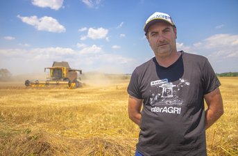 Жътва на пшеница с New Holland CX8.90, клиент Тодор Тодоров ЕКО ГРУП, гр. Харманли
